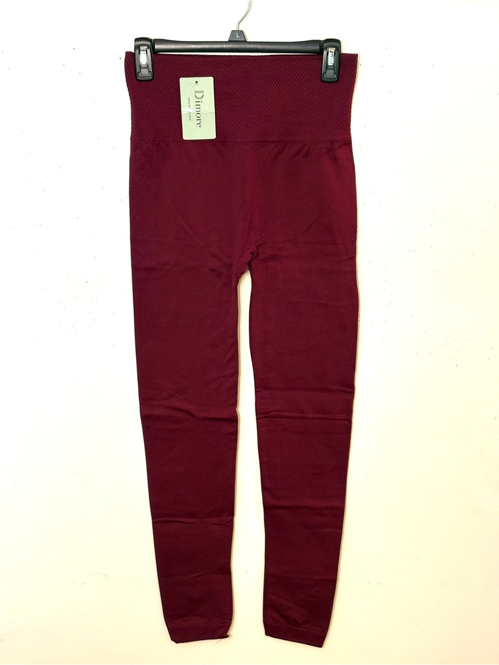 Dimore Burgundy High-Waist Leggings. Size L. NWT.